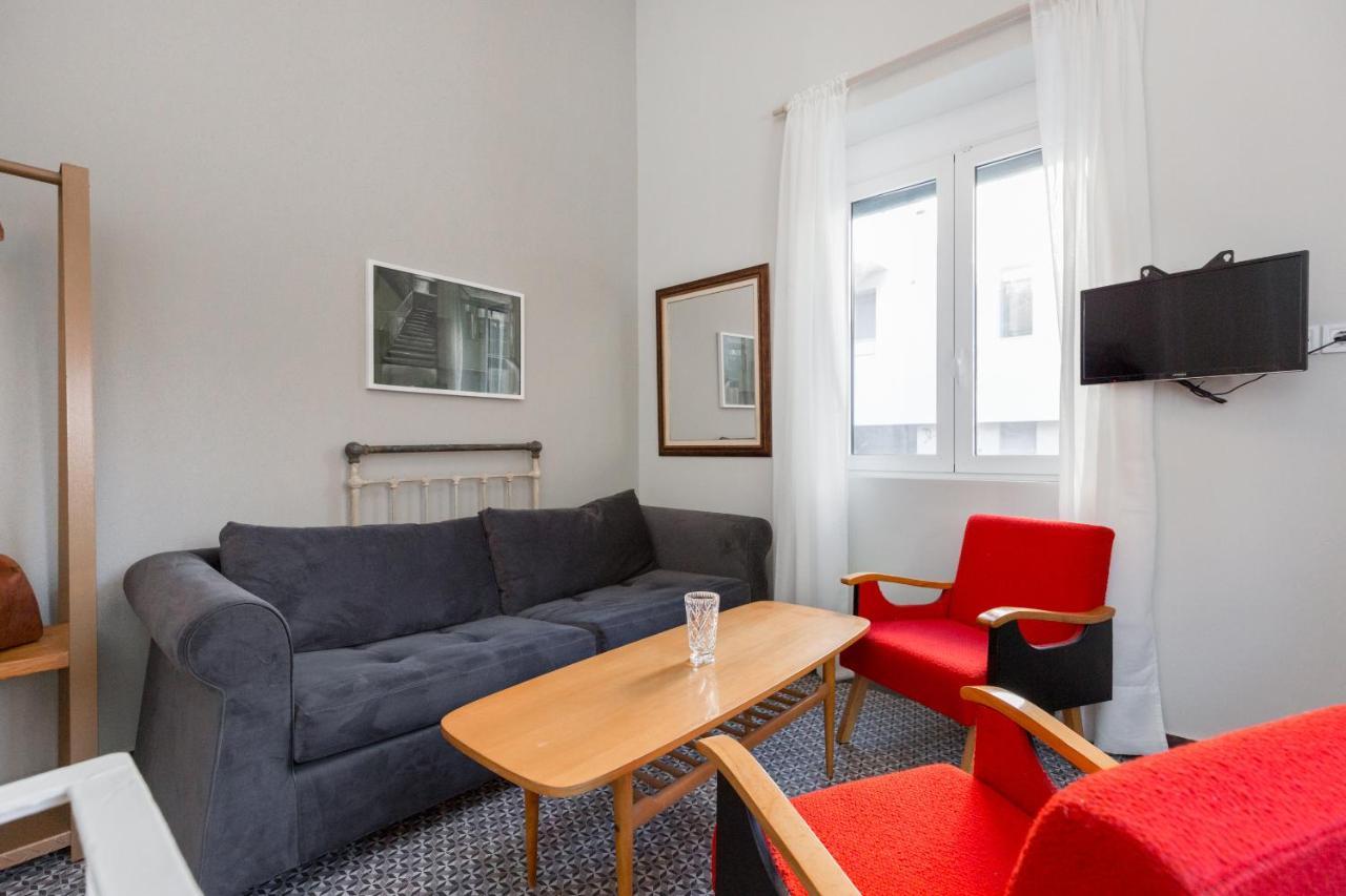 Troon Of Athens Apartments Экстерьер фото