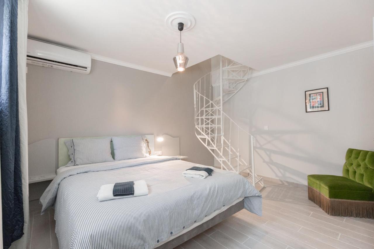 Troon Of Athens Apartments Экстерьер фото